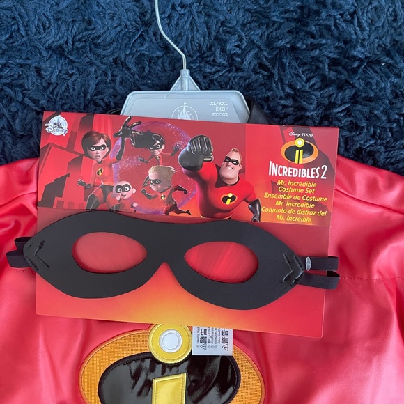 COPY - Official Disney Pixar Mr. Incredible costume from Incredibles 2 in size … - Picture 3 of 4